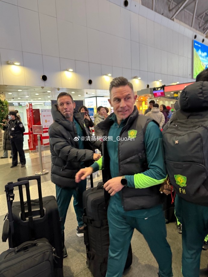 Kaiyun开云中国官网-博主：原成都蓉城奥地利籍守门员教练汉斯正式加盟北京国安